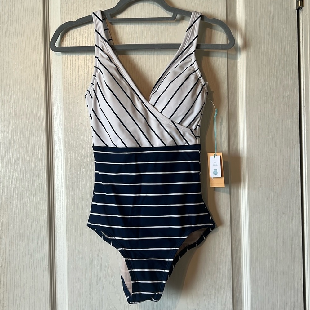 Kona Sol navy blue and white one piece swim suit NWT